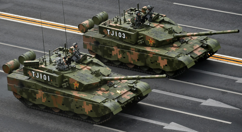 Video: China Deploys Tanks After Top Bank Declares People’s Money ‘Investment Products’